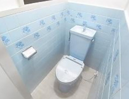 水道筋一丁目戸建のトイレ