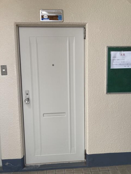 ハイム灘北の玄関