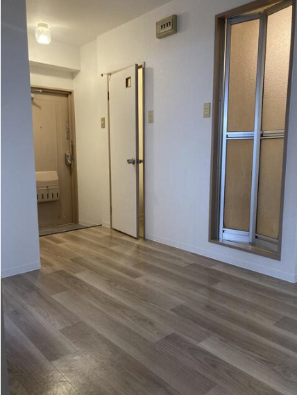 ハイム灘北の居間・リビング