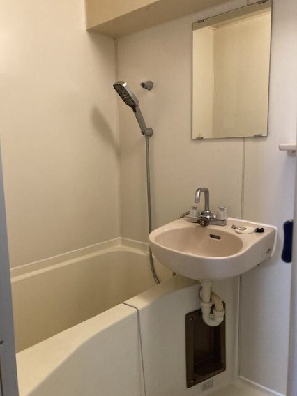 ハイム灘北の浴室