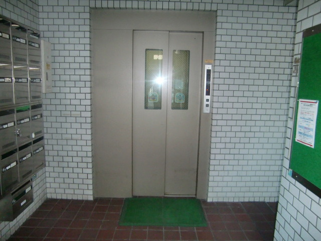 グリーンハイツ青木のその他共用部分|エレベーター