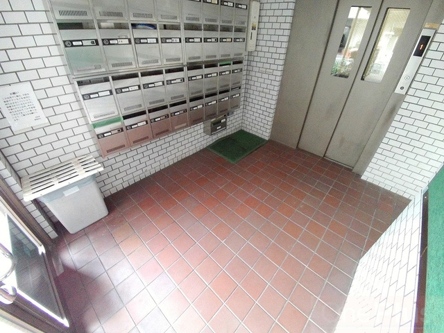 グリーンハイツ青木のロビー