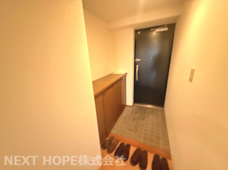 【玄関】 | ステイツ雲雀丘花屋敷 | スッキリとした玄関です♪