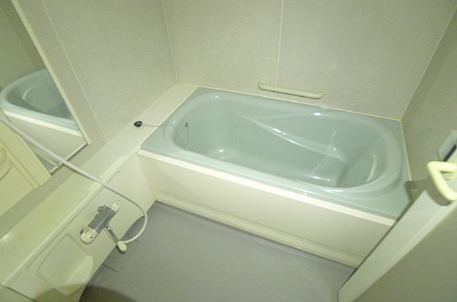 ヴィラトリアノンの浴室