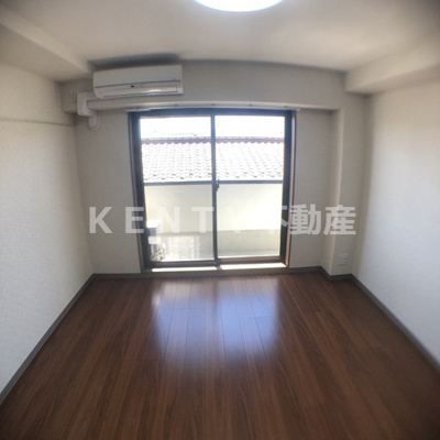 【居間・リビング】 | 第６６シンエイビル | 使いやすい居間です