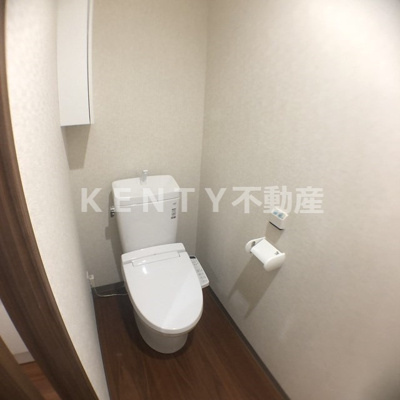 【トイレ】 | 第６６シンエイビル | 落ち着いた色調のトイレです