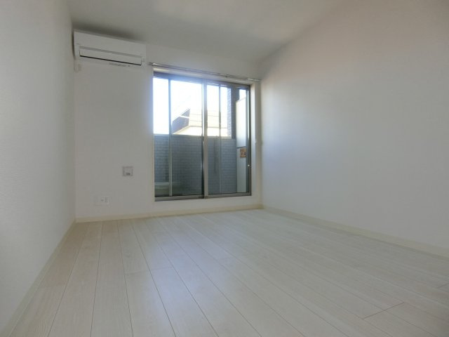 【洋室】 | サンウエスト堀切