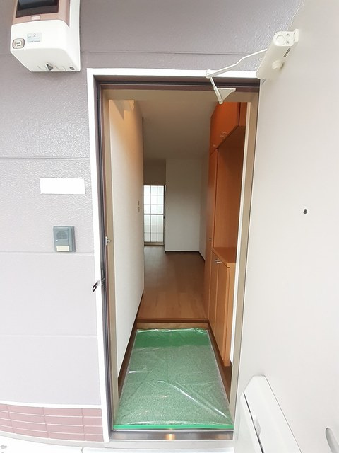 コモドハイツＡの玄関|玄関