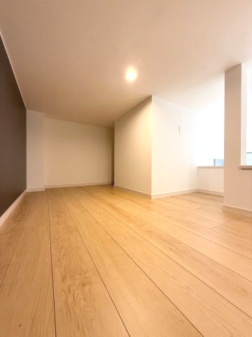 モアメゾン中央公園前の収納|5.4帖のロフト