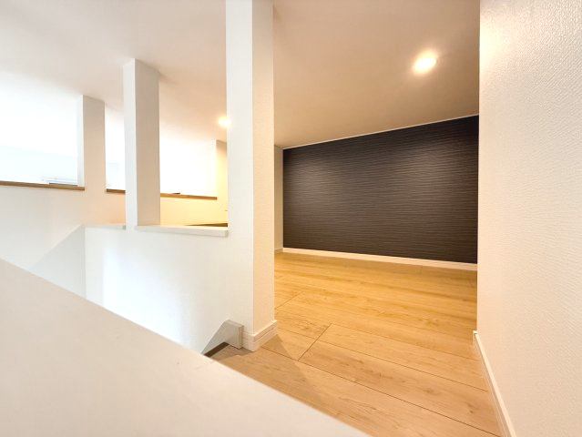 モアメゾン中央公園前の収納|5.4帖のロフト