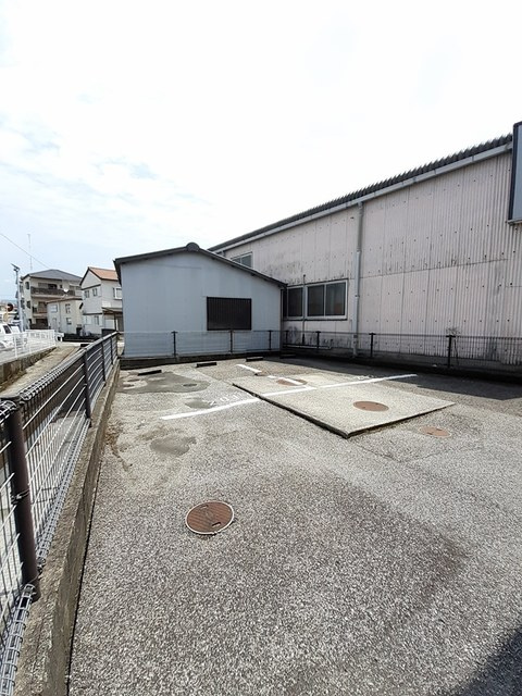 ハートフル園の駐車場|駐車場