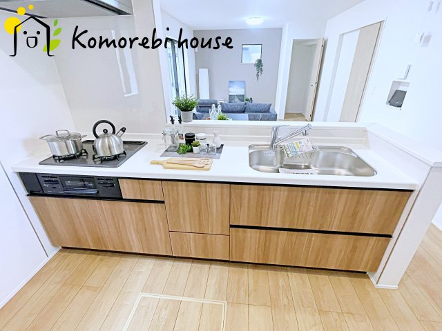 白岡市岡泉　新築一戸建て　リナージュ　01のキッチン|キッチンでお料理をお楽しみください