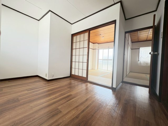 千里七尾マンションの居間・リビング