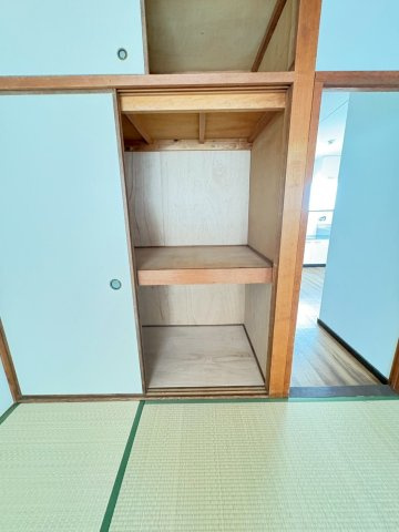 千里七尾マンションの収納