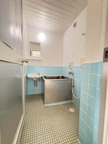 千里七尾マンションの洗面所