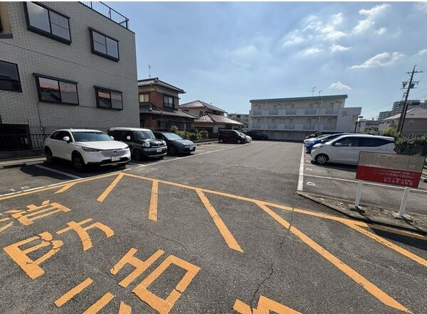 ヒルトップ藤ヶ丘の駐車場