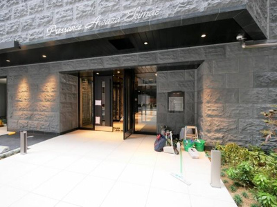【エントランス】 | プレサンス阿波座駅前 | 落ち着いたエントランスです
