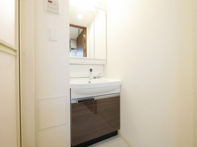 【独立洗面台】 | プレサンス阿波座駅前 | 独立洗面化粧台が付いています
