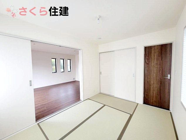 リーブルガーデン宇都宮駒生町第25　1号棟の和室|リビング隣の和室は来客の際や小さなお子様のお昼寝スペースとして活用いただけます。	