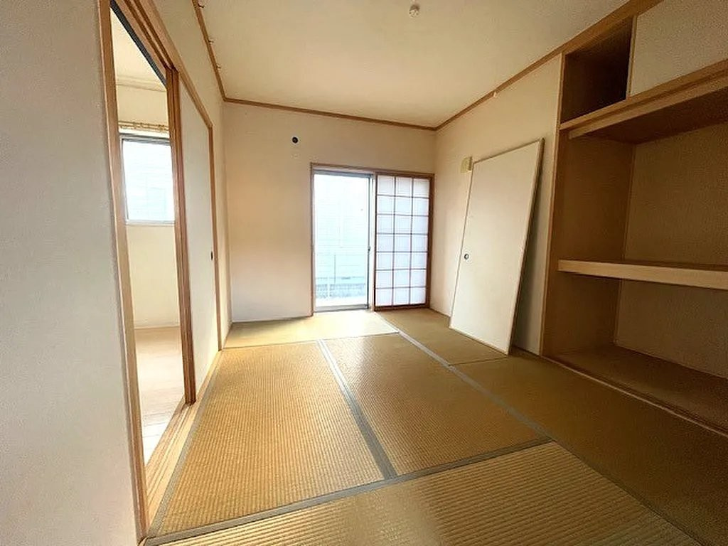 田原台９丁目　中古一戸建ての和室|和室6.0帖
■物件内覧・資金計画相談・住宅ローン相談、リフォーム相談、お問合せ受付中■
※当日・翌日のご内覧、ご相談はお電話でのお問合せがスムーズです！