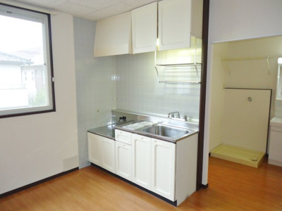 【キッチン】 | ジュネスハイムC | 吊戸棚付