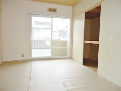 【寝室】 | ジュネスハイムC | 和室6帖