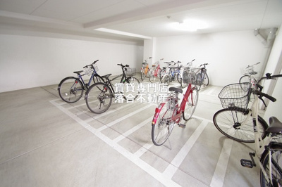 【その他共用部分】 | ライジングプレイス八王子みなみ野 | 敷地内駐輪場完備