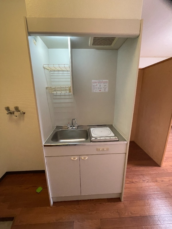 クロノス神田のキッチン