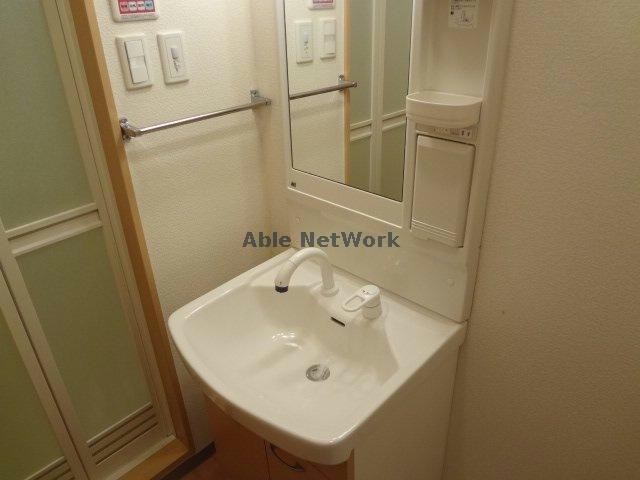 Vegaの洗面所|シャワー付洗面台