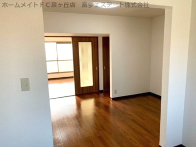 【居間・リビング】 | サンモール深井 | ※イメージ　反転タイプのお部屋の写真