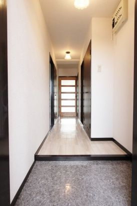 ポートシティ高木の玄関|収納もある玄関です