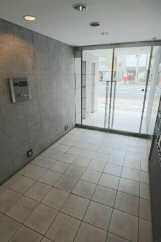 リファイズ小岩のロビー