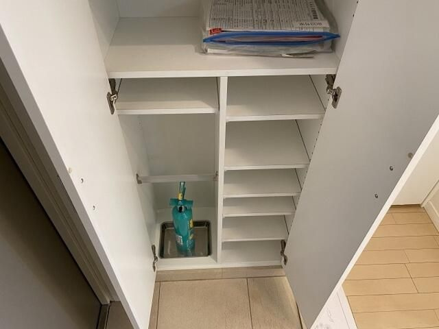 リファイズ小岩の玄関