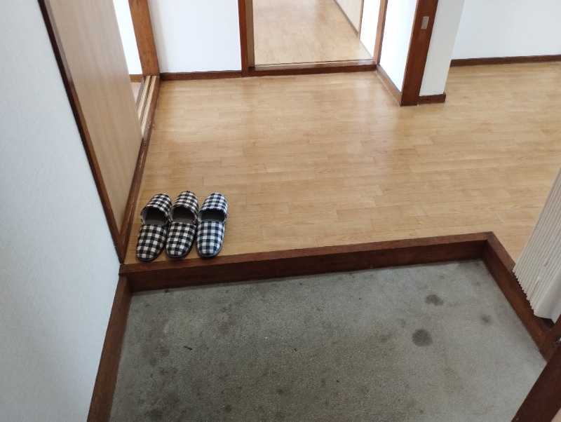 増田ハイツの玄関