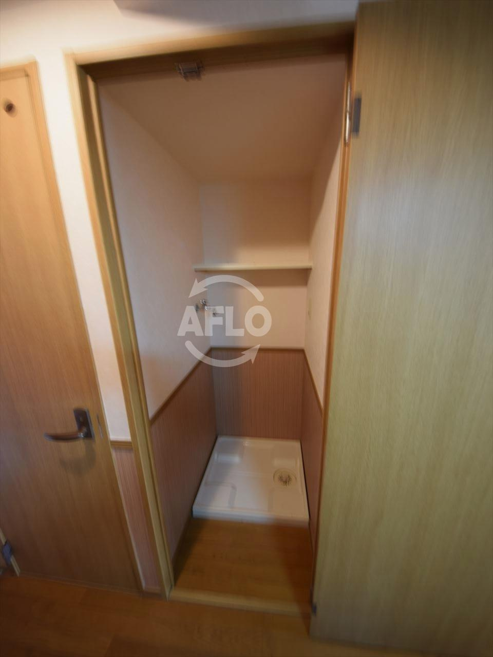 フィレンツェの洗面所|フィレンツェ　洗濯機置き場