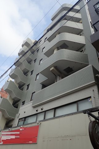 コスモリード文京千駄木の外観