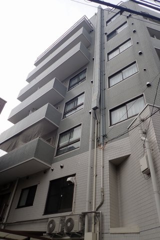 コスモリード文京千駄木の外観