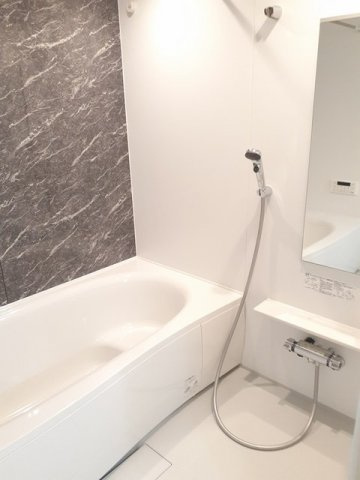 フェニーチェ　ミナ　Ⅲの浴室