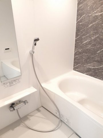 フェニーチェ　ミナ　Ⅲの浴室