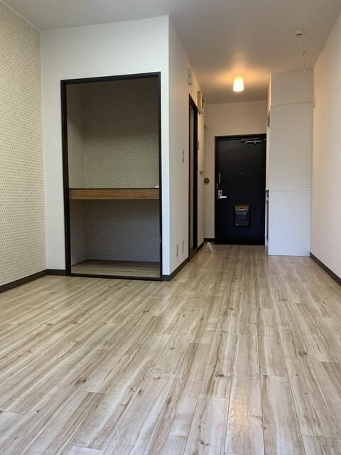 ビビアンコート猫実の内装