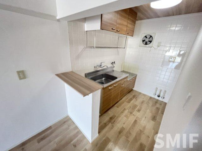 【キッチン】 | アスモ岡町