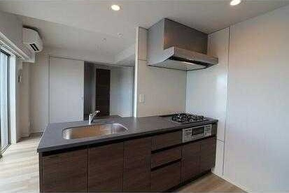 ルジェンテ・バリュ上野根岸のキッチン