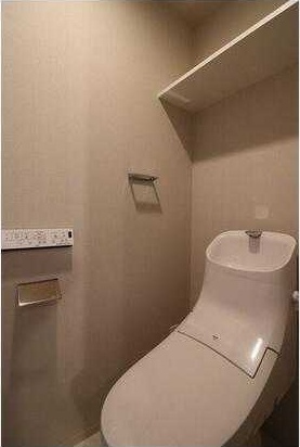 ルジェンテ・バリュ上野根岸のトイレ