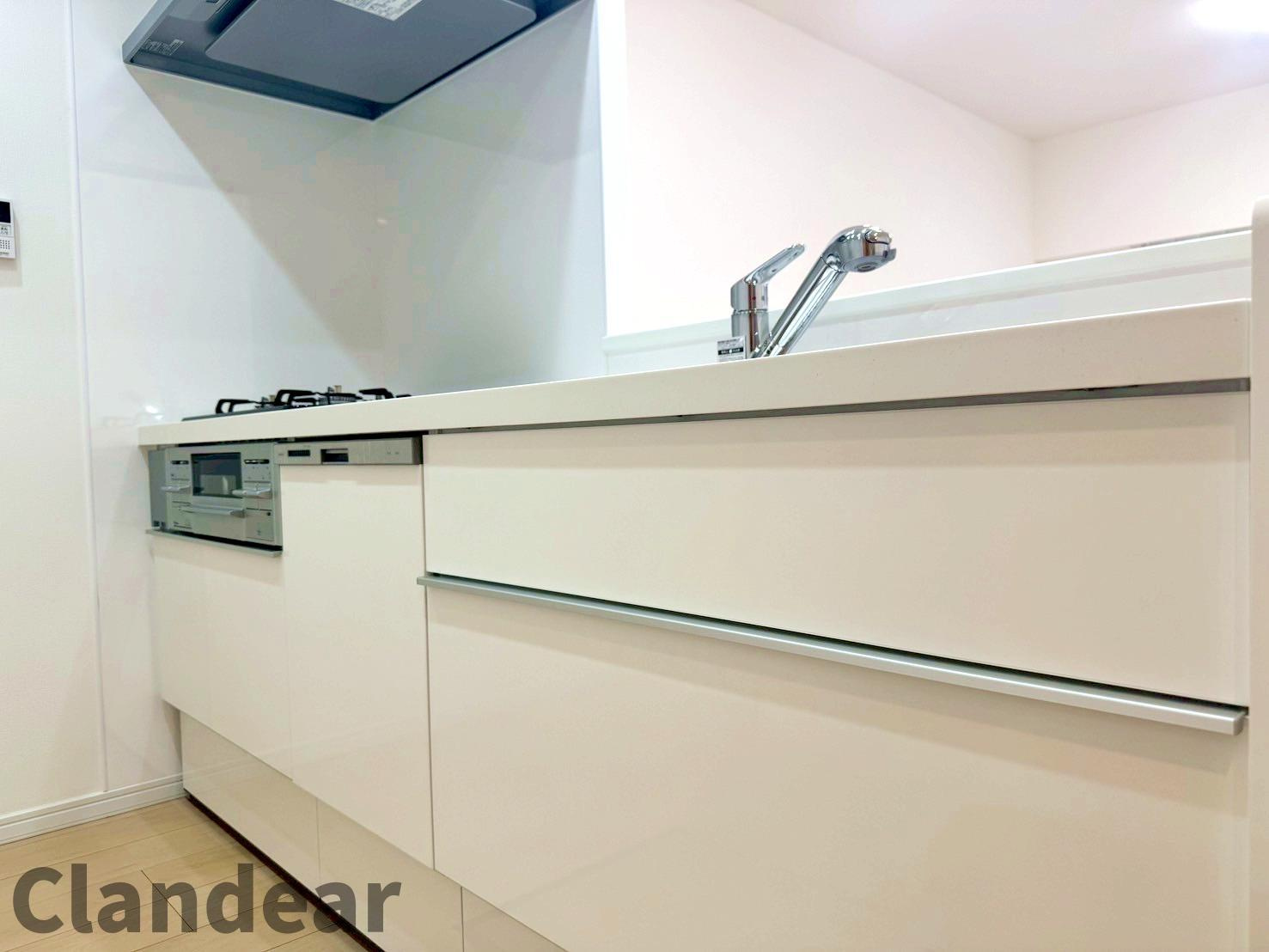 エヴァーグリーン立石のキッチン|ドキドキの新生活も、安心してスタート。ぴったりの住まいを見つけませんか？クランディアが一緒に住まい選びをサポートします‼　まずは、お気軽にお問合せください　＃クランディア