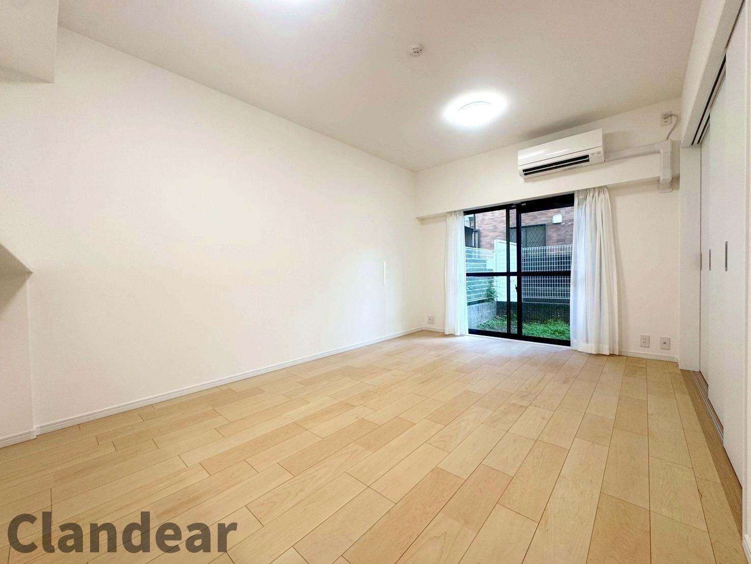 エヴァーグリーン立石の洋室|ドキドキの新生活も、安心してスタート。ぴったりの住まいを見つけませんか？クランディアが一緒に住まい選びをサポートします‼　まずは、お気軽にお問合せください　＃クランディア