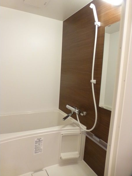 メゾンKARIの浴室