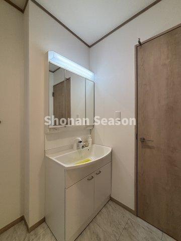 【独立洗面台】