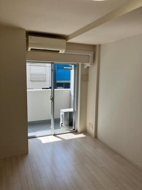 ラフィスタ三ノ輪の居間・リビング