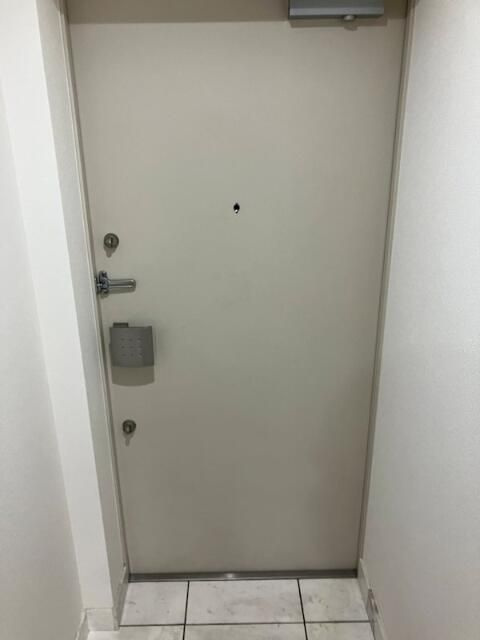 ラフィスタ三ノ輪の玄関