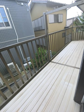 【バルコニー】